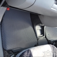 Коврики текстильные на Toyota Noah-Voxy I пр.руль (2001-2007)