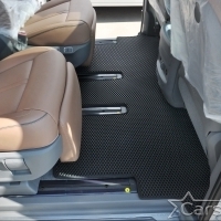 Коврики текстильные на Hyundai Staria 7 мест (2021->)
