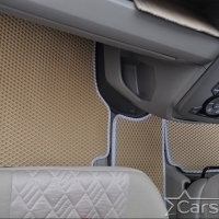 Двухслойные коврики EVA на Toyota Noah-Voxy II пр.руль (2007-2015) 2 ряд - с проходом